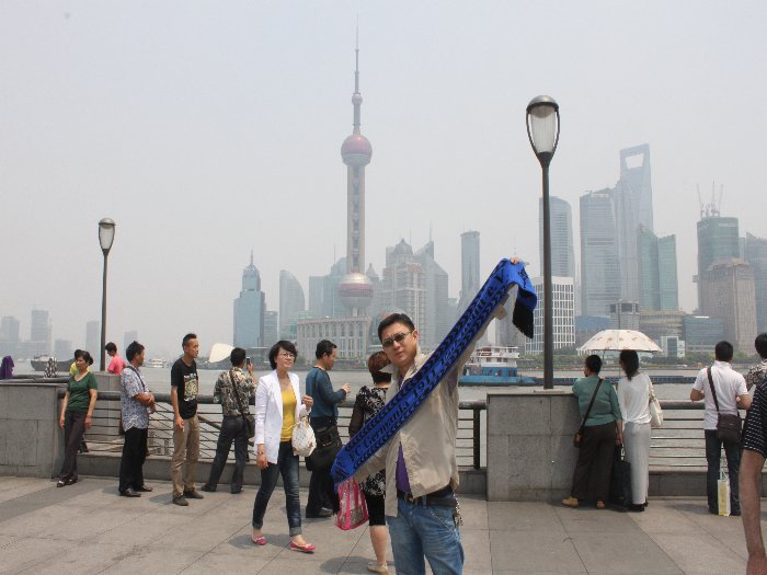 Ein Schal geht auf Reisen - Shanghai